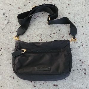Marc Jacobs New York Cross Body Purse